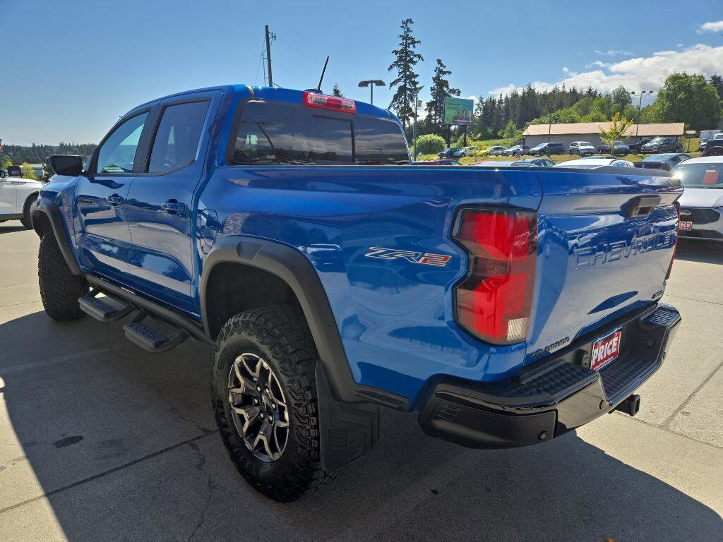 2023 Chevrolet Colorado ZR2 photo 3