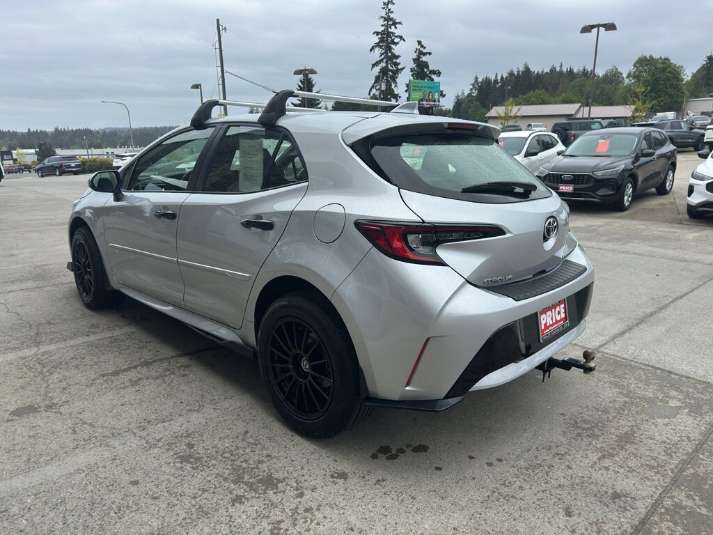 2023 Toyota Corolla SE photo 3