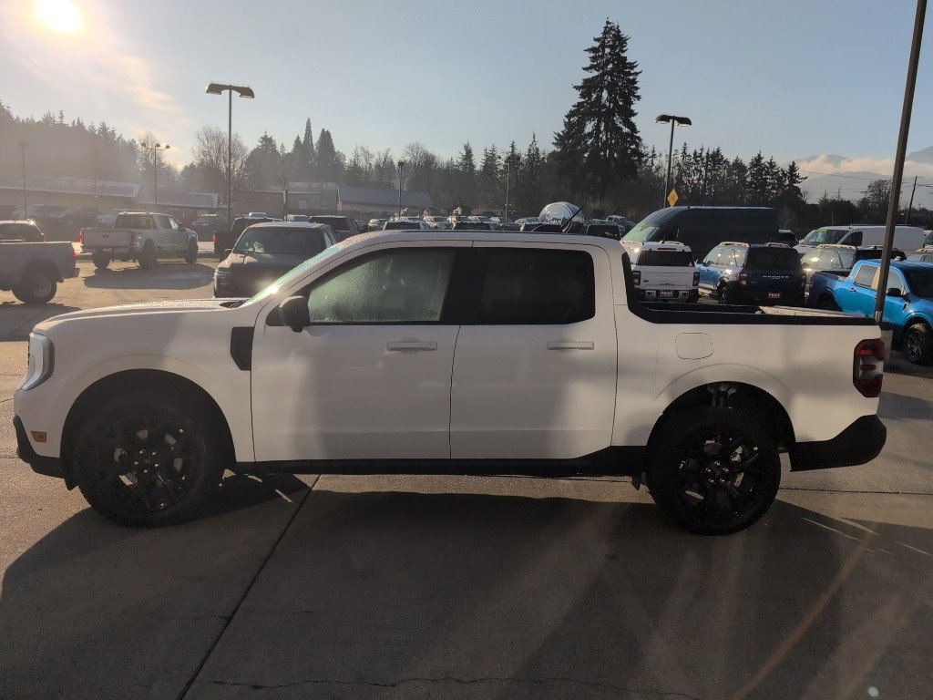 New 2026 Ford Maverick LARIAT SuperCrew