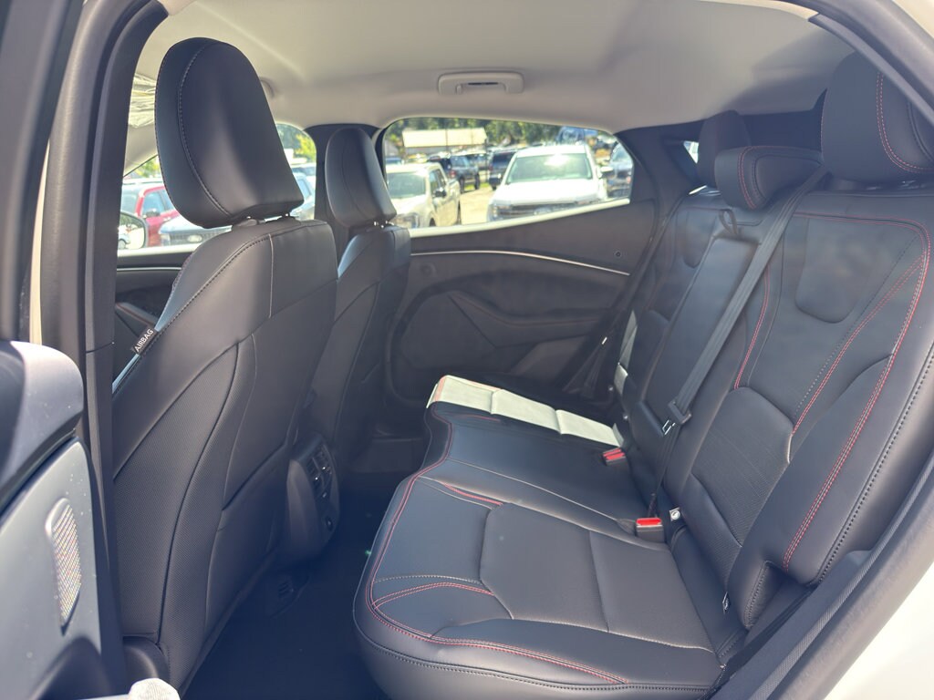 2025 Ford Mustang Mach-E Premium - Photo 19