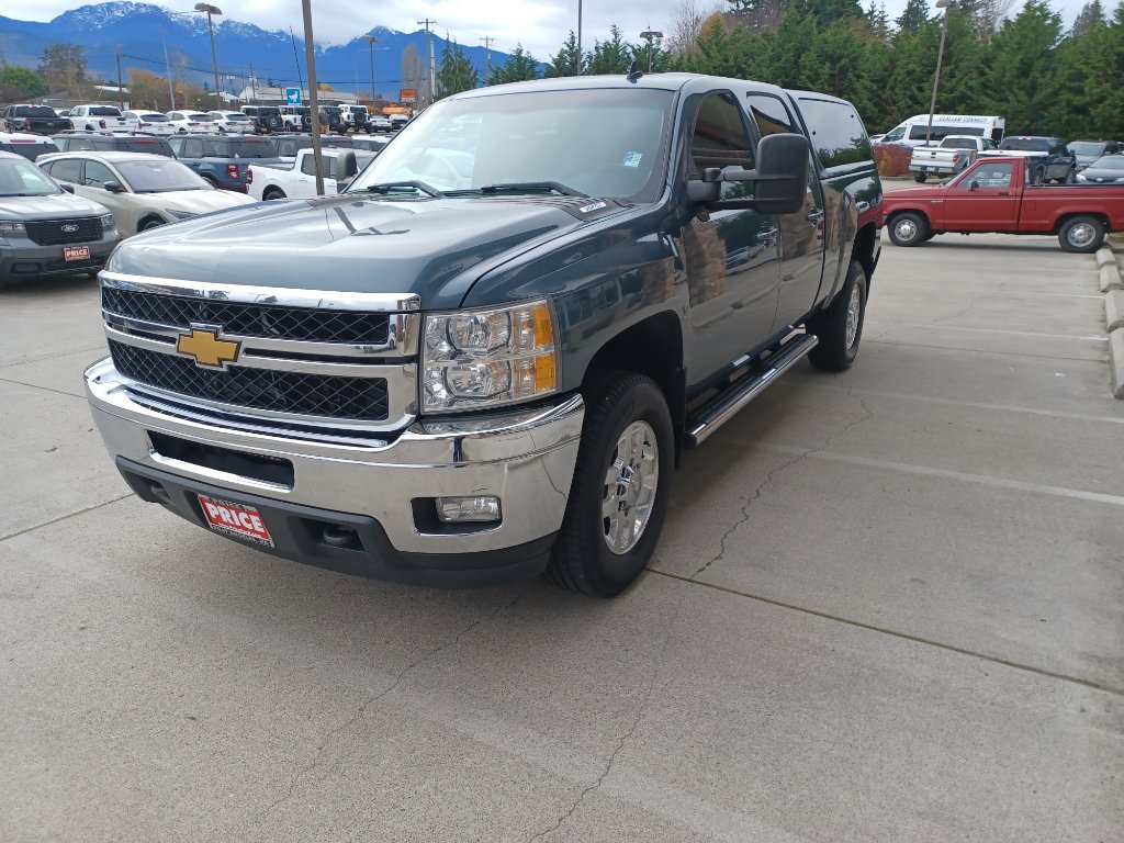 2013 Chevrolet Silverado 2500HD LTZ photo 3