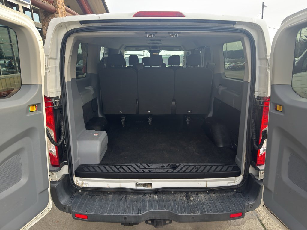 2017 Ford Transit Wagon XLT - Photo 7