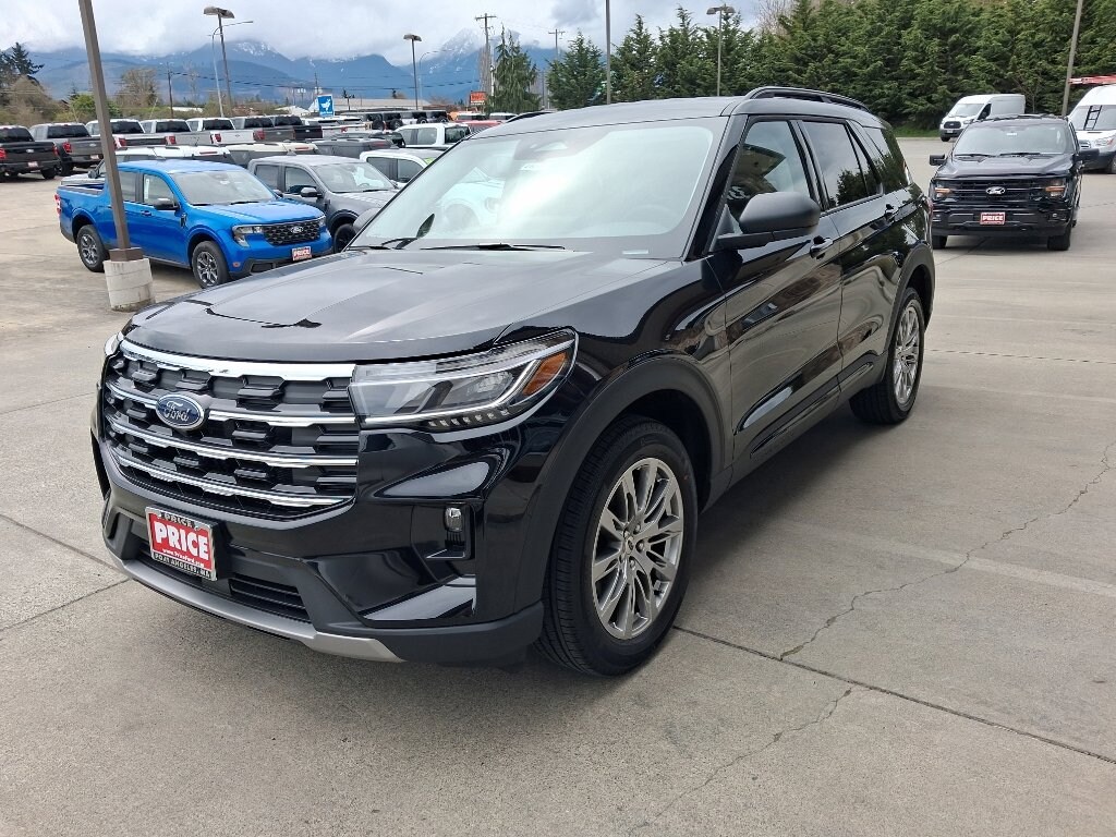 New 2026 Ford Explorer Active w/200A Pkg SUV