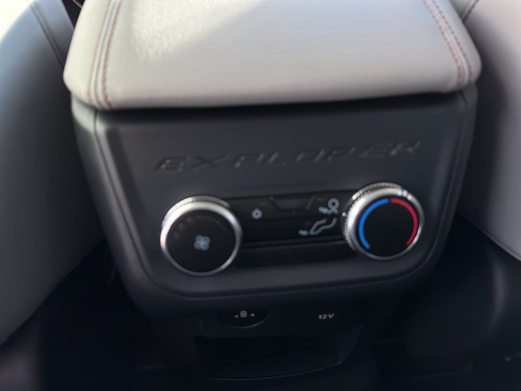 2026 Ford Explorer Active - Photo 14
