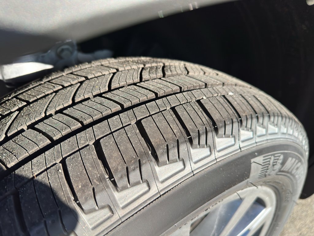 2026 Ford Explorer Active - Photo 7