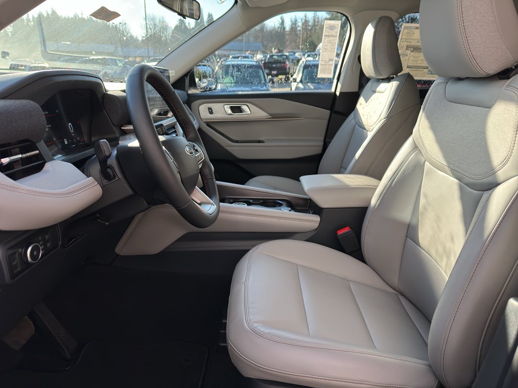 2026 Ford Explorer Active - Photo 11