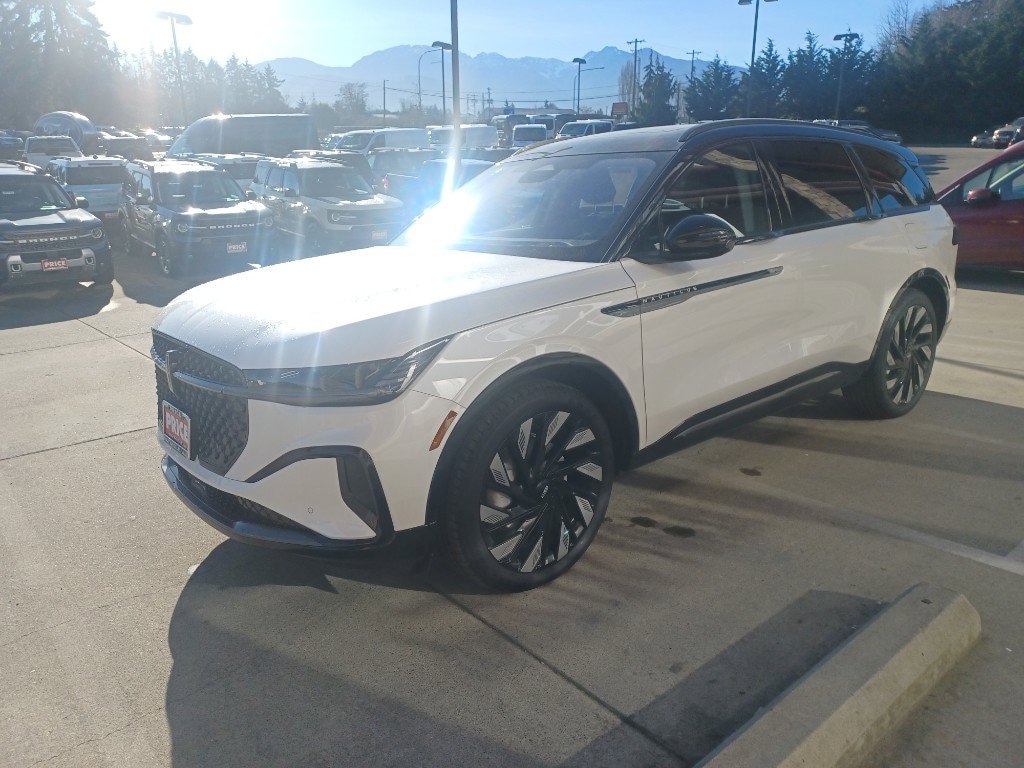 New 2026 Lincoln Nautilus Reserve SUV