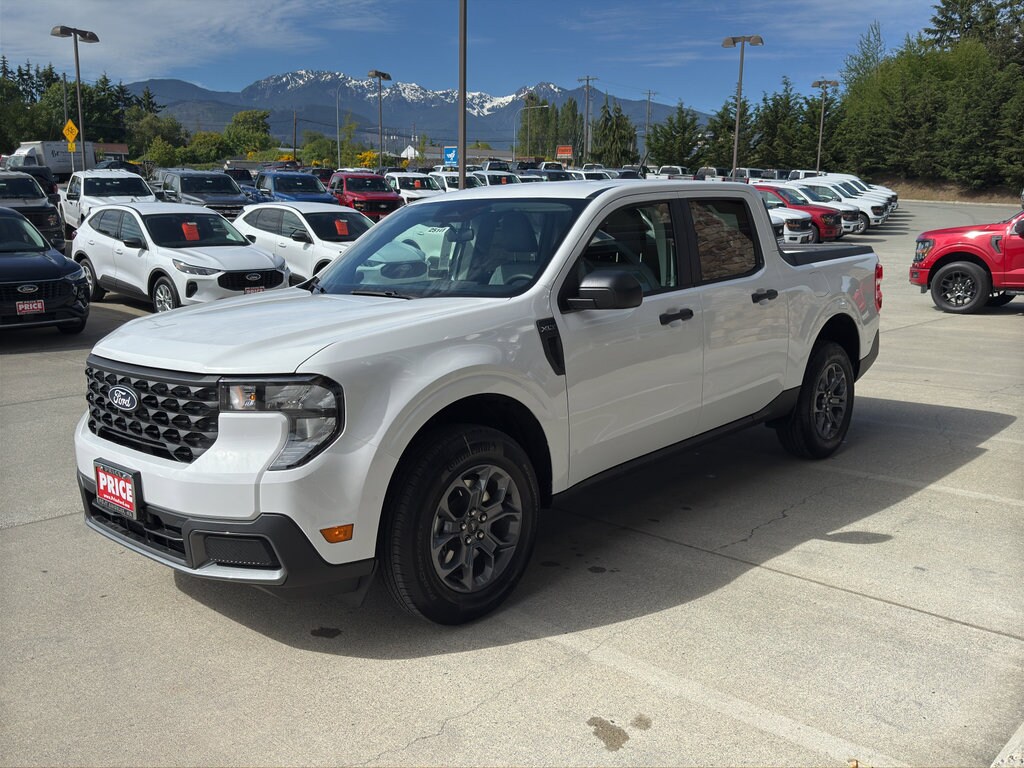 New 2025 Ford Maverick XLT XLT AWD SuperCrew