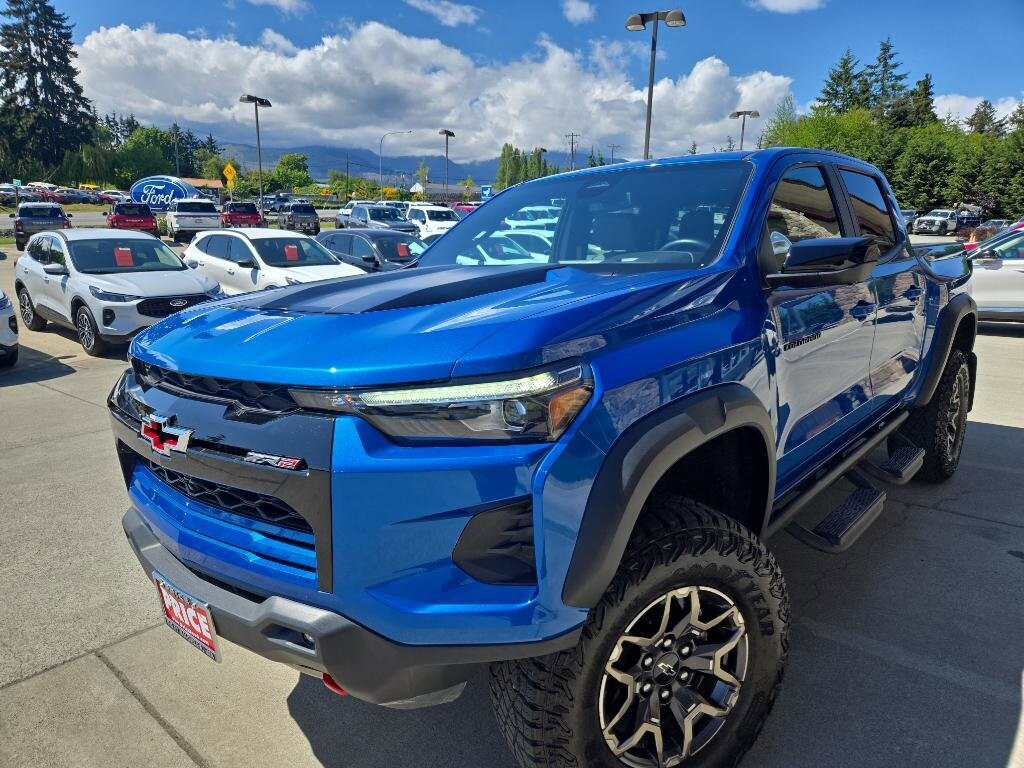 2023 Chevrolet Colorado ZR2 photo 2