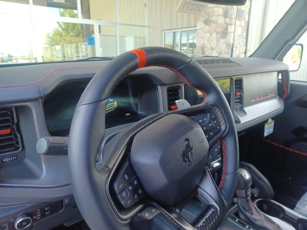 2025 Ford Bronco Raptor photo 3