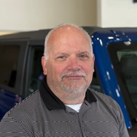 Staff member Todd Porter from ID_d8e416