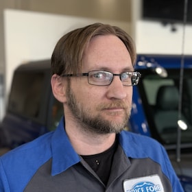 Staff member Shane Lovell from ID_8a4e33