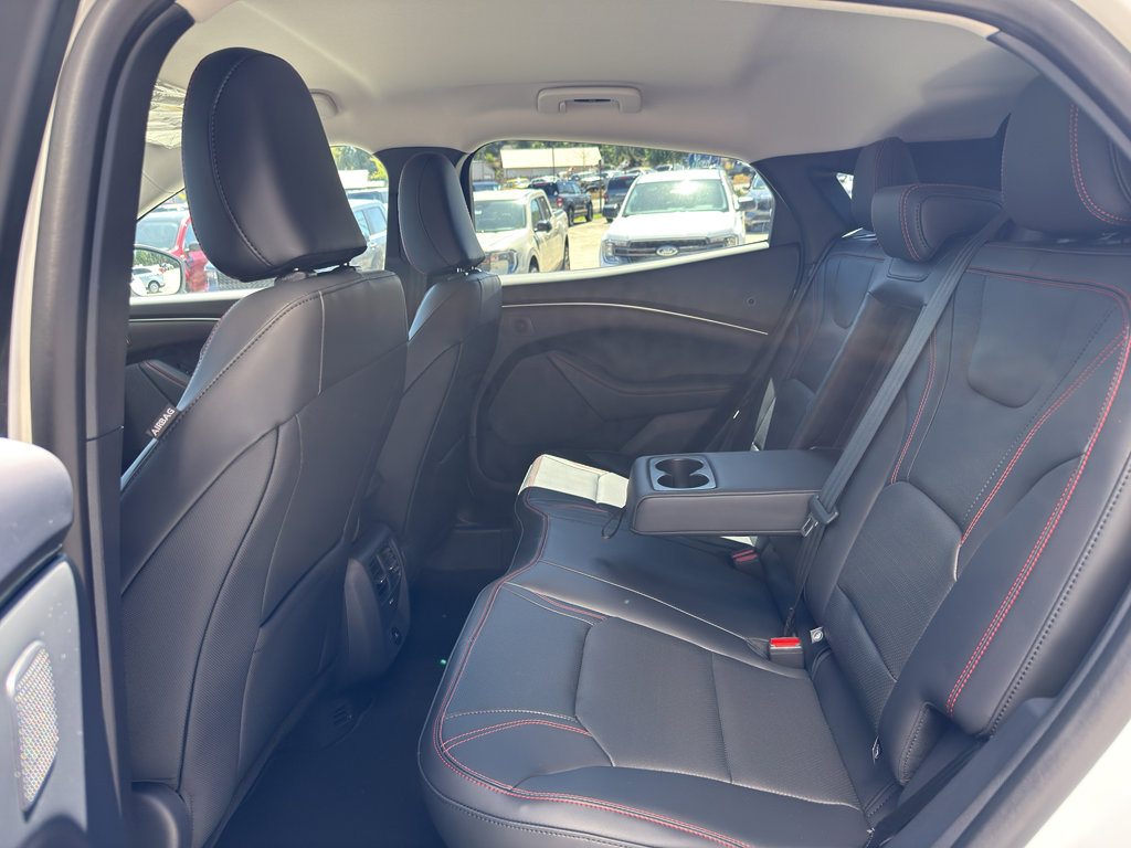 2025 Ford Mustang Mach-E Premium - Photo 20
