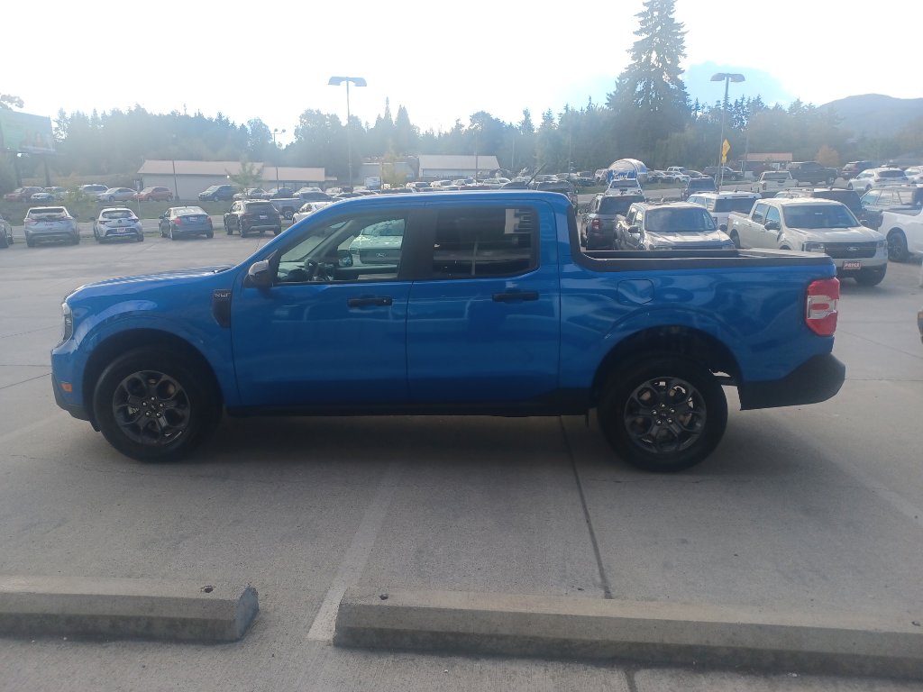 2025 Ford Maverick XLT photo 3