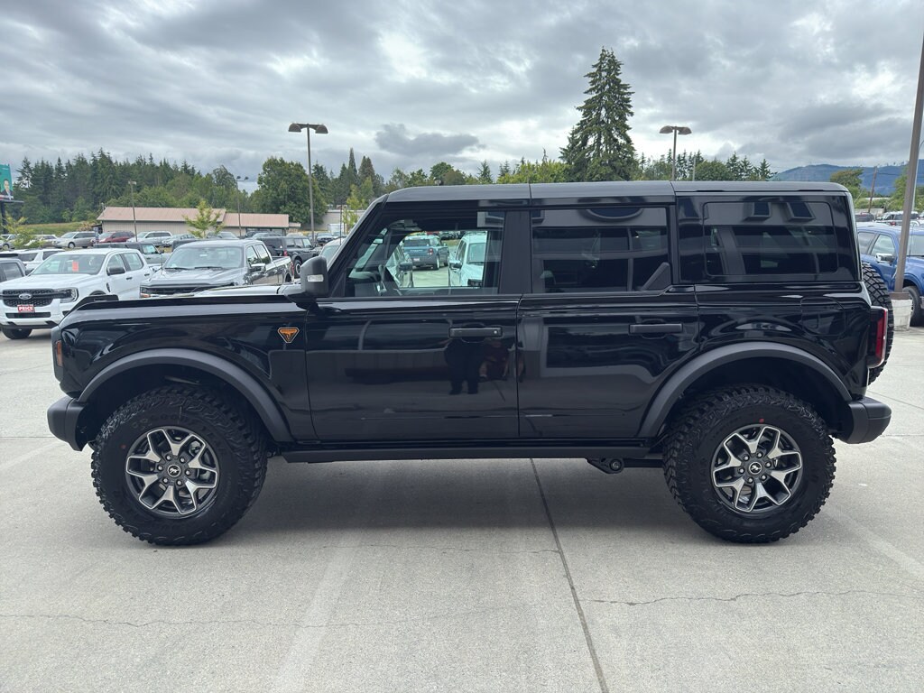 2025 Ford Bronco Badlands photo 4