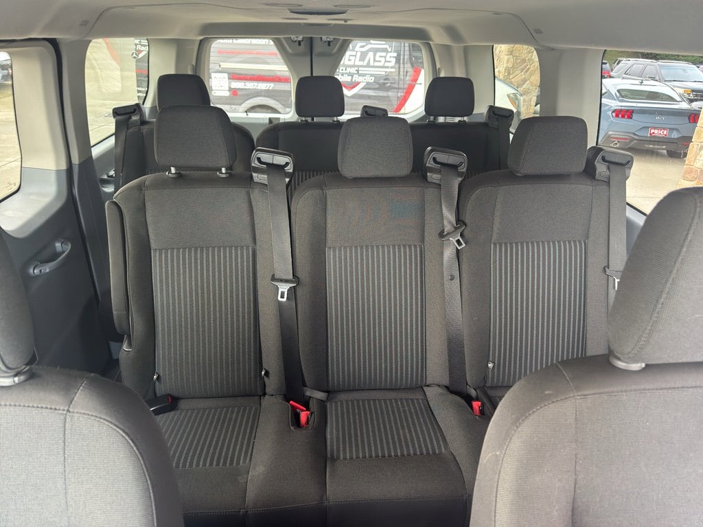 2017 Ford Transit Wagon XLT - Photo 32