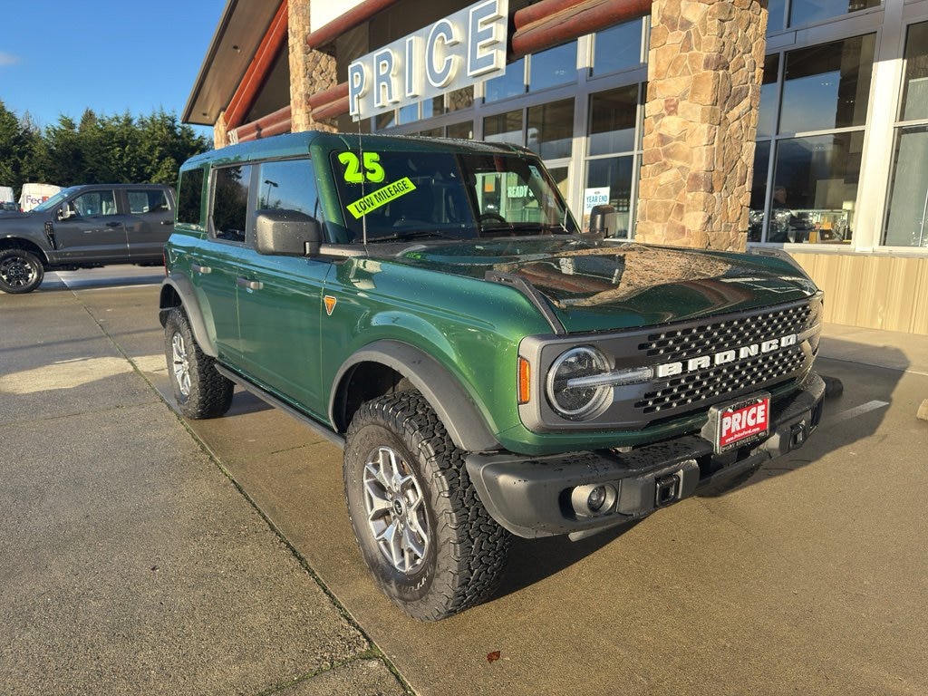 Used 2025 Ford Bronco Badlands SUV