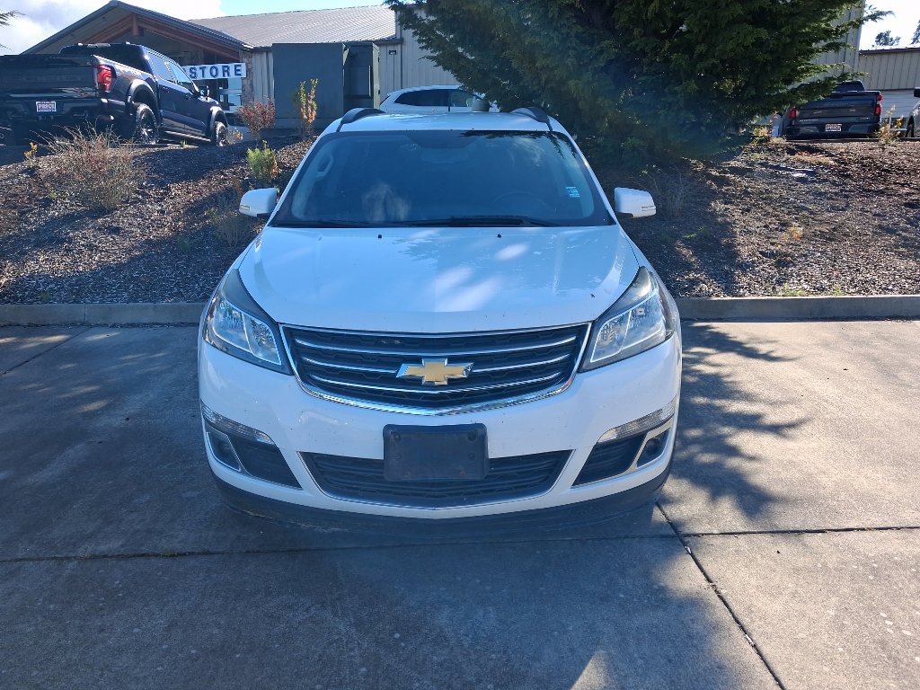Used 2017 Chevrolet Traverse 1LT with VIN 1GNKVGKDXHJ124535 for sale in Port Angeles, WA