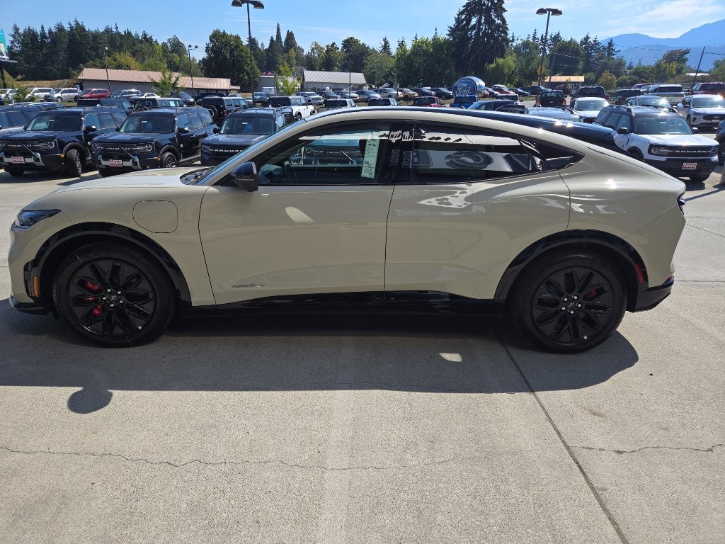New 2025 Ford Mustang Mach-E Premium Premium AWD