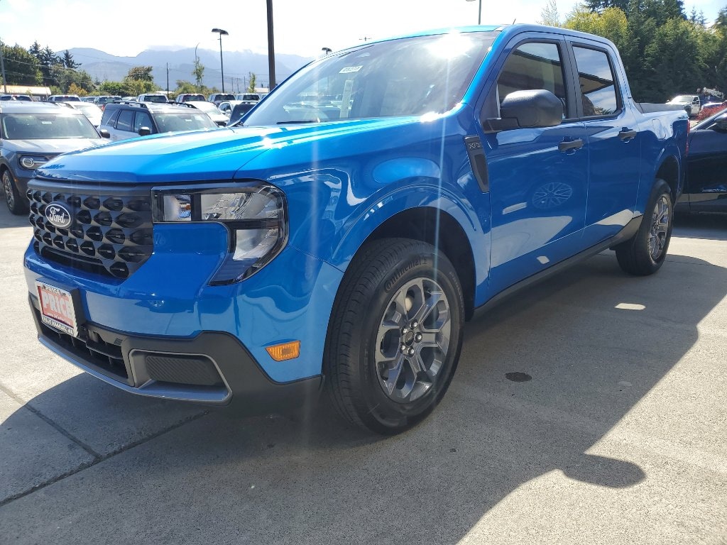 New 2025 Ford Maverick XLT XLT AWD SuperCrew