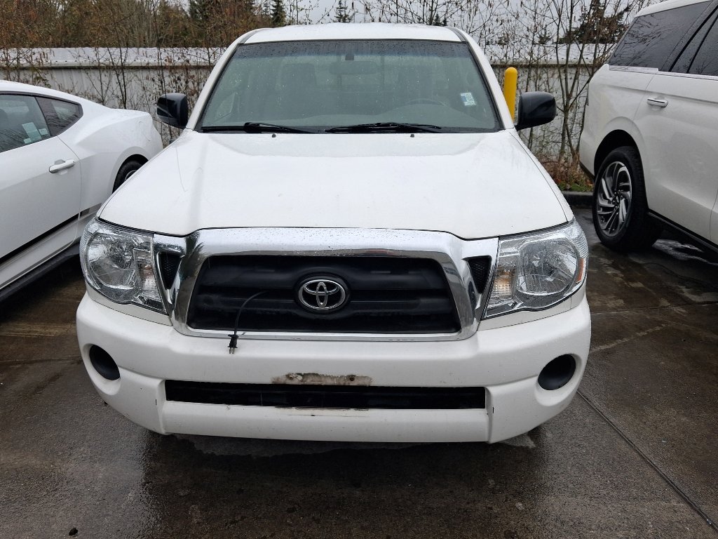 2005 Toyota Tacoma DLX photo 3