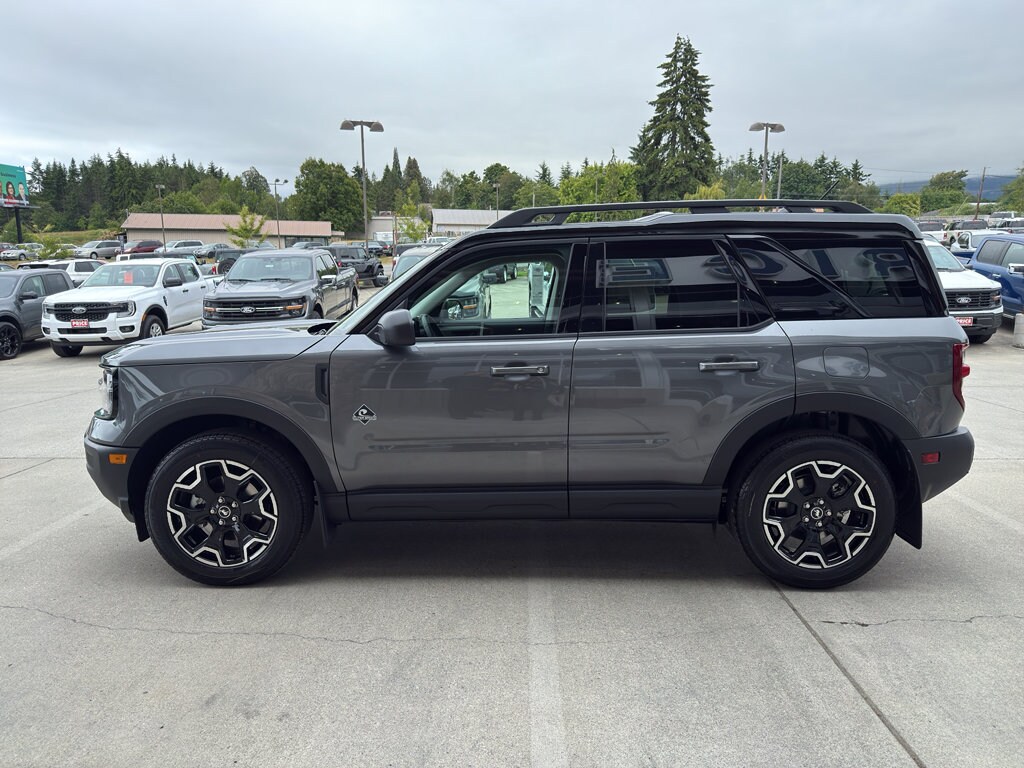 2025 Ford Bronco Sport Outer Banks photo 4