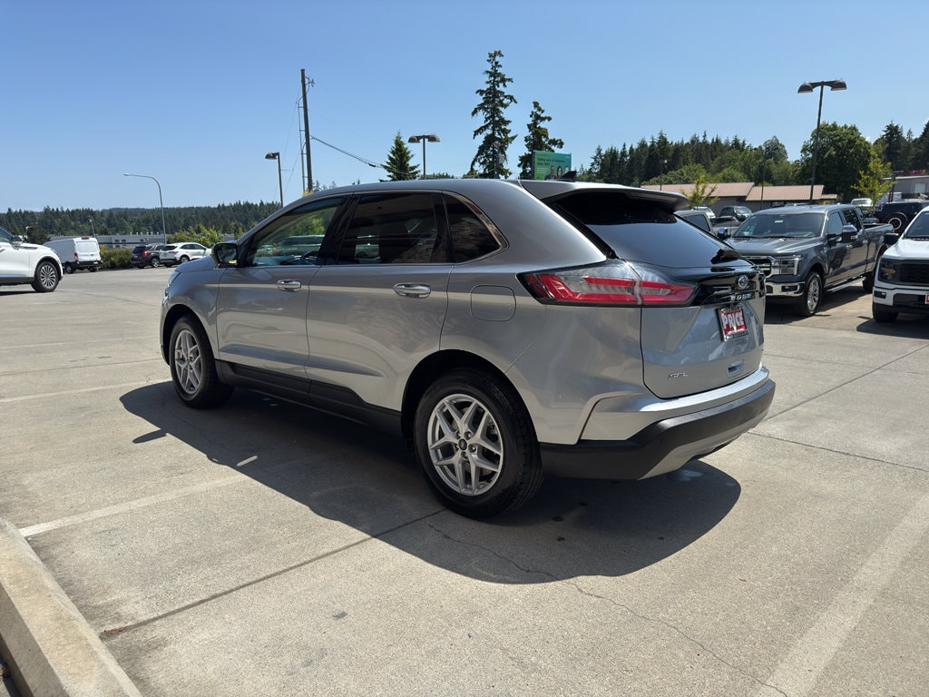 Used 2024 Ford Edge SEL SEL AWD