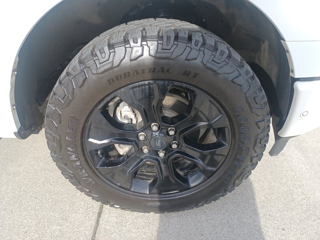 2022 Ford F-150 Platinum - Photo 32