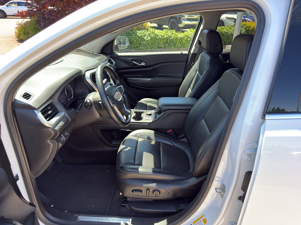 2023 GMC Acadia SLT - Photo 6