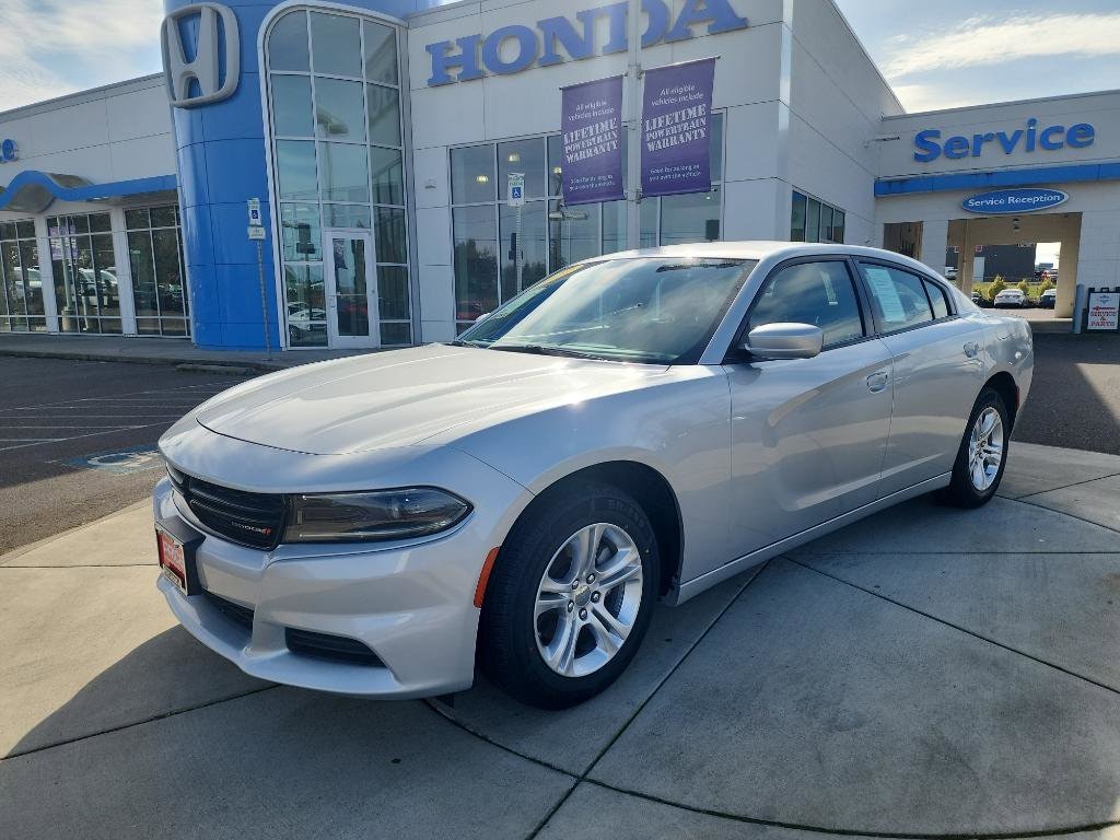 2022 Dodge Charger SXT's photo