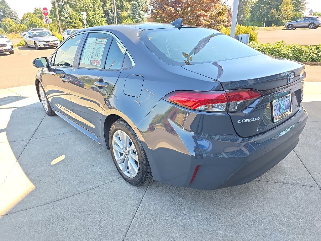 2025 Toyota Corolla Hybrid XLE photo 4