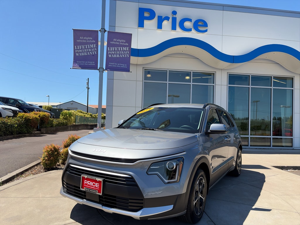 2024 Kia Niro EX HEV's photo