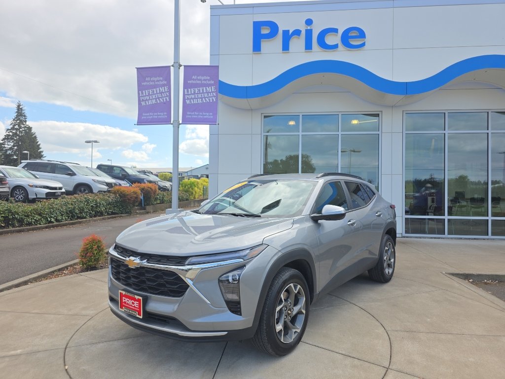2025 Chevrolet Trax LT's photo