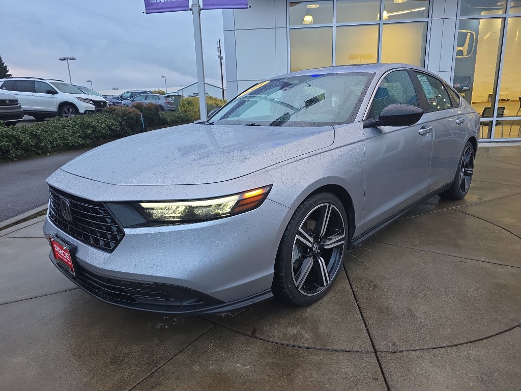 2024 Honda Accord Hybrid Sport photo 2
