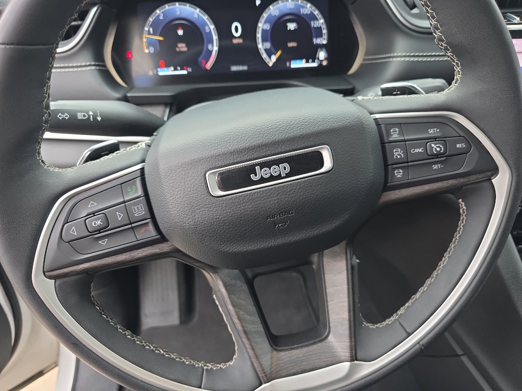2023 Jeep Grand Cherokee Limited - Photo 18