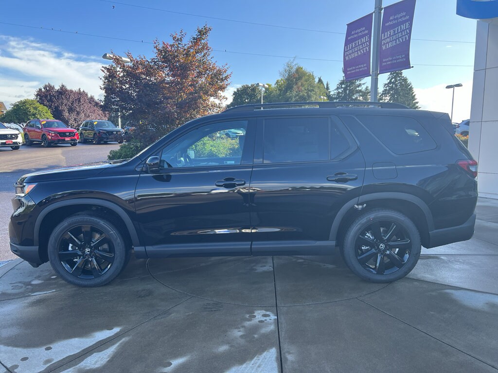 2025 Honda Pilot Black Edition photo 3
