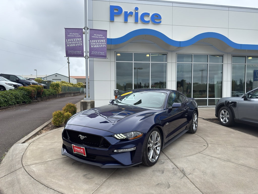 2018 Ford Mustang GT Premium Coupe's photo