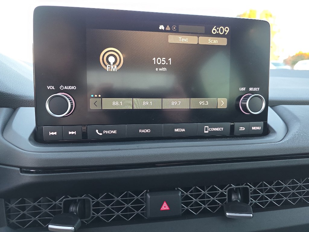 2024 Honda Accord EX - Photo 21