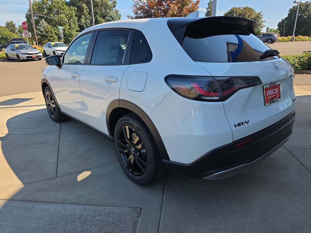 2026 Honda HR-V Sport photo 3