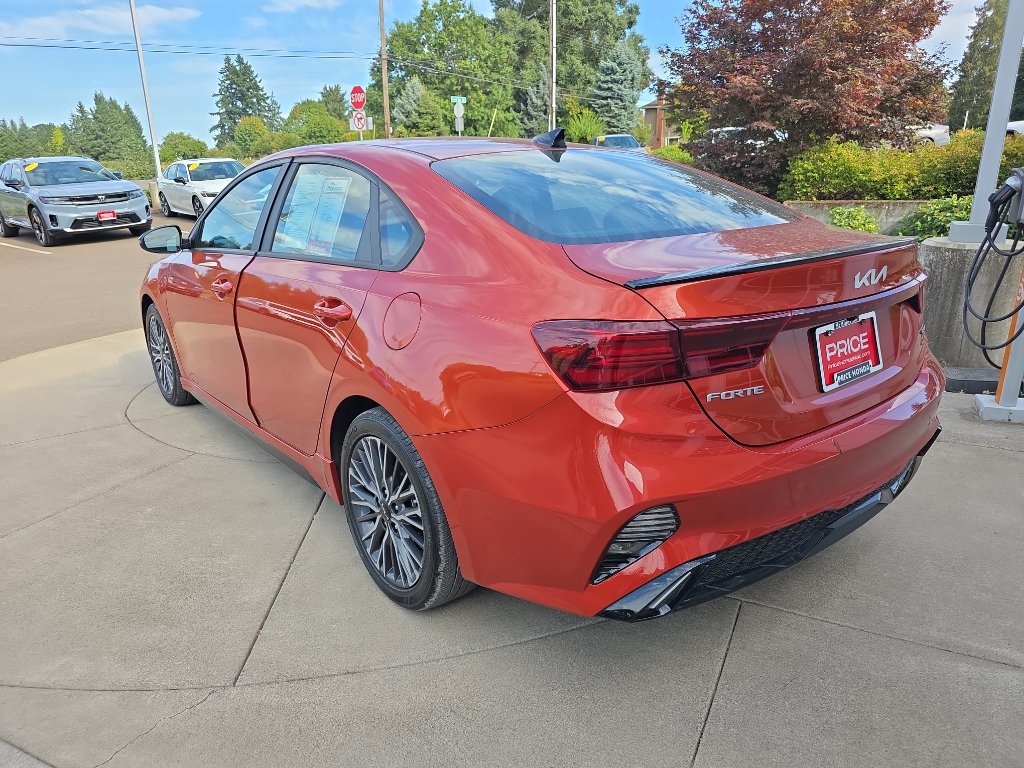 2023 Kia Forte GT-Line photo 4