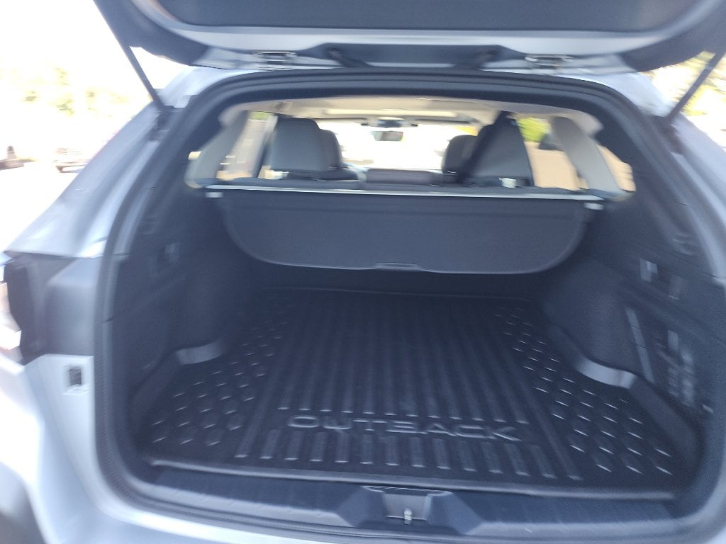 2024 Subaru Outback Limited - Photo 6