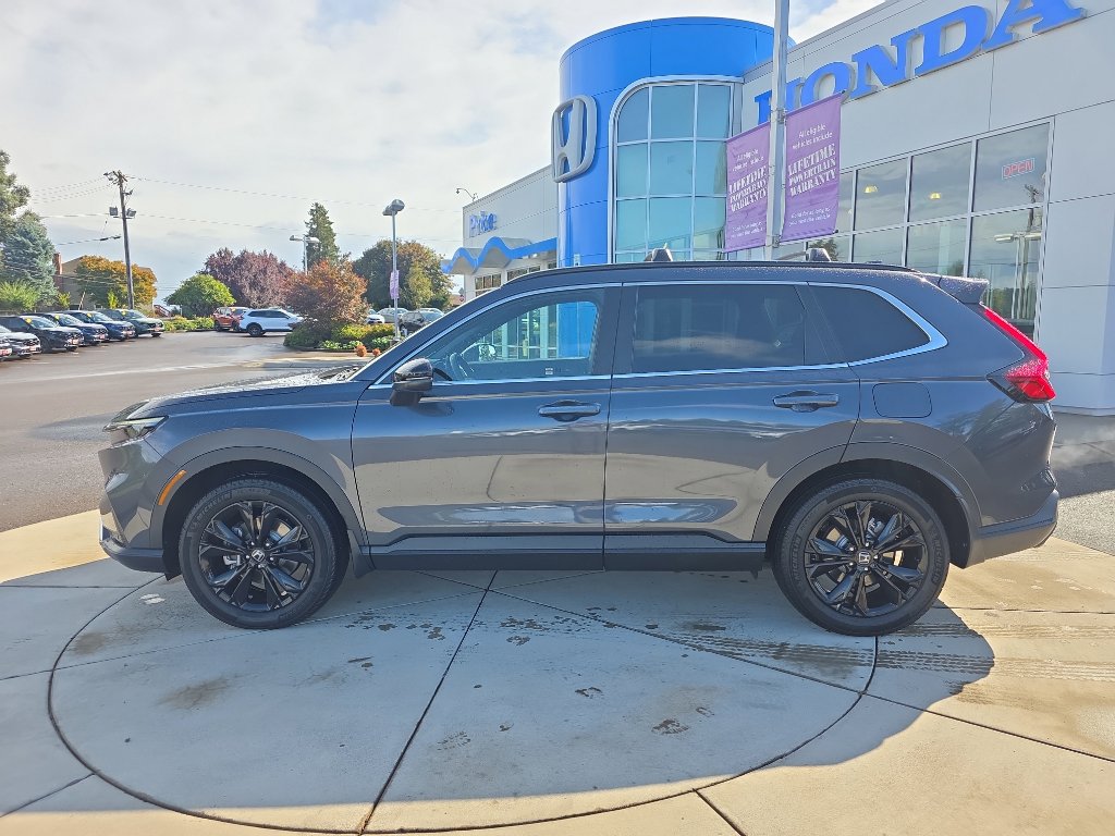 2025 Honda CR-V Hybrid Sport Touring photo 2