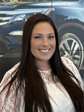 Staff member Kendra Elliott from ID_8fc7b7