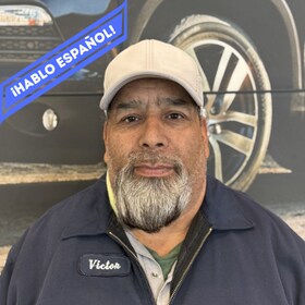 Staff member Victor Becerra from ID_13c26a