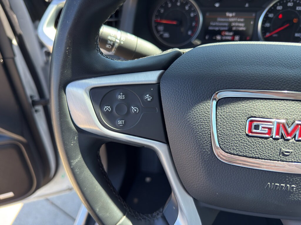 2023 GMC Acadia SLT - Photo 14
