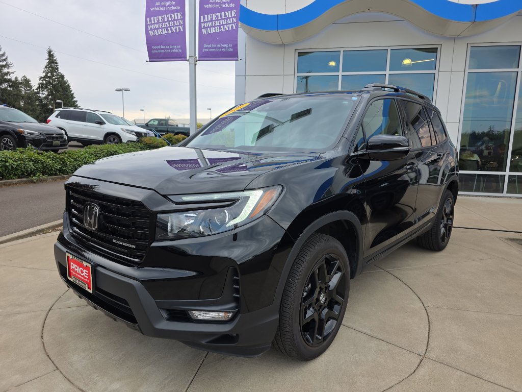 2024 Honda Passport Black Edition photo 2