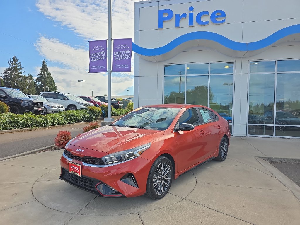 2023 Kia Forte GT-Line's photo