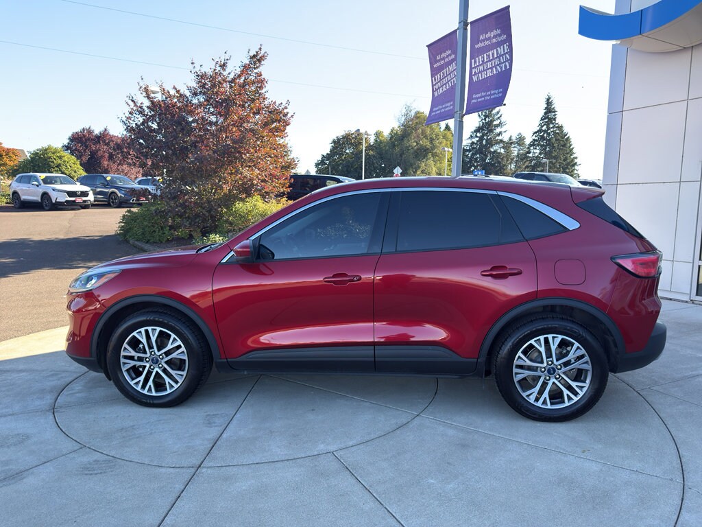 2022 Ford Escape SEL Hybrid photo 2