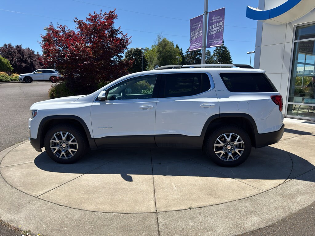2023 GMC Acadia SLT - Photo 35