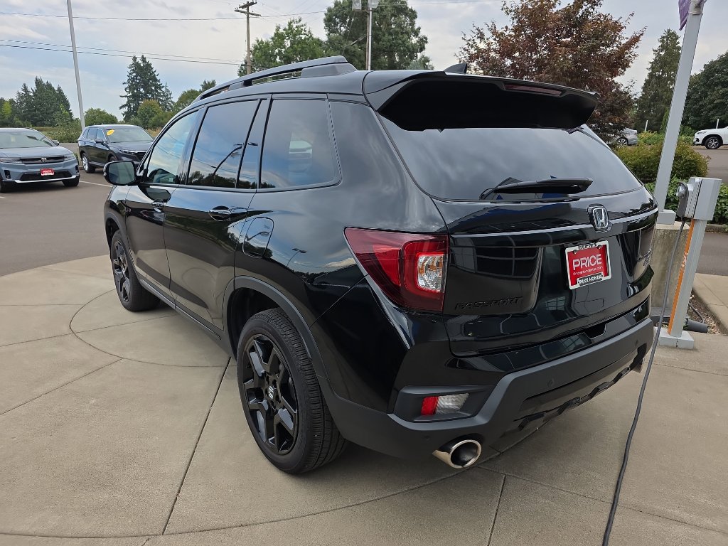 2024 Honda Passport Black Edition photo 4